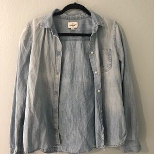 American Eagle Blue Denim Button Up
